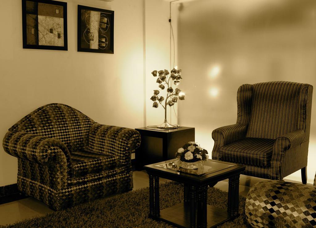 Rosemallow Hotel 뉴델리 외부 사진