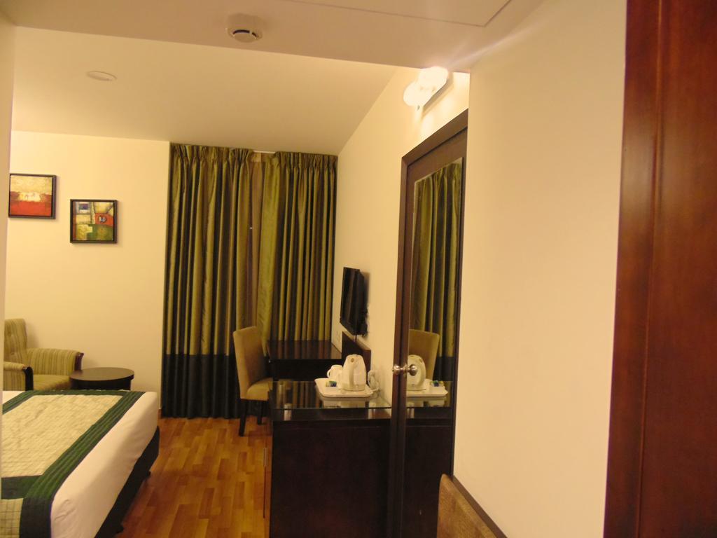 Rosemallow Hotel 뉴델리 외부 사진